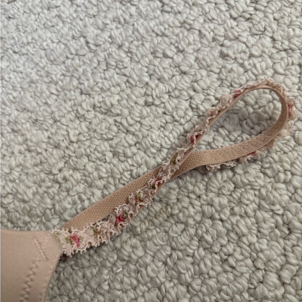 Wacoal Bra / nude with delicate lace 36 AA - Picture 3 of 7